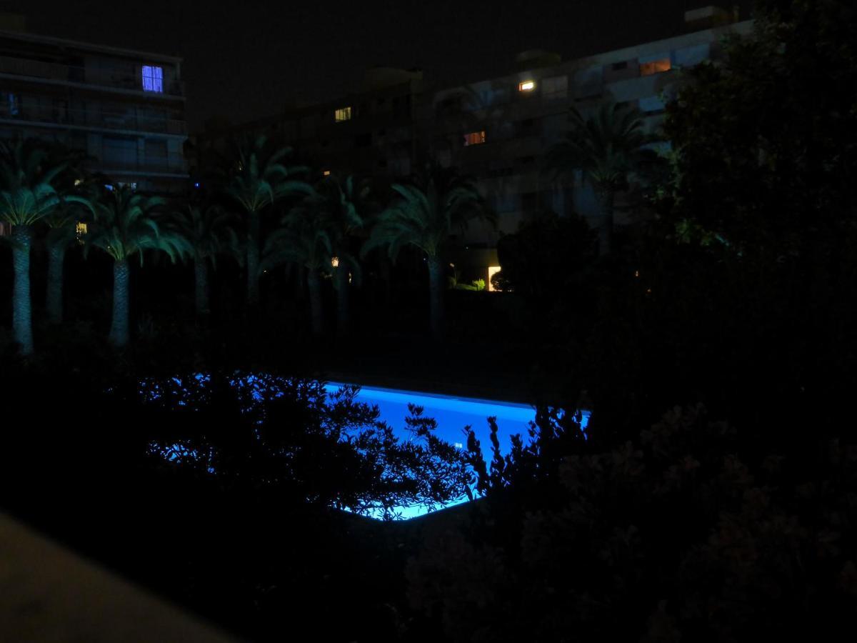 Design Loft Studio Climatise Parking Et Piscine Vallauris Bagian luar foto