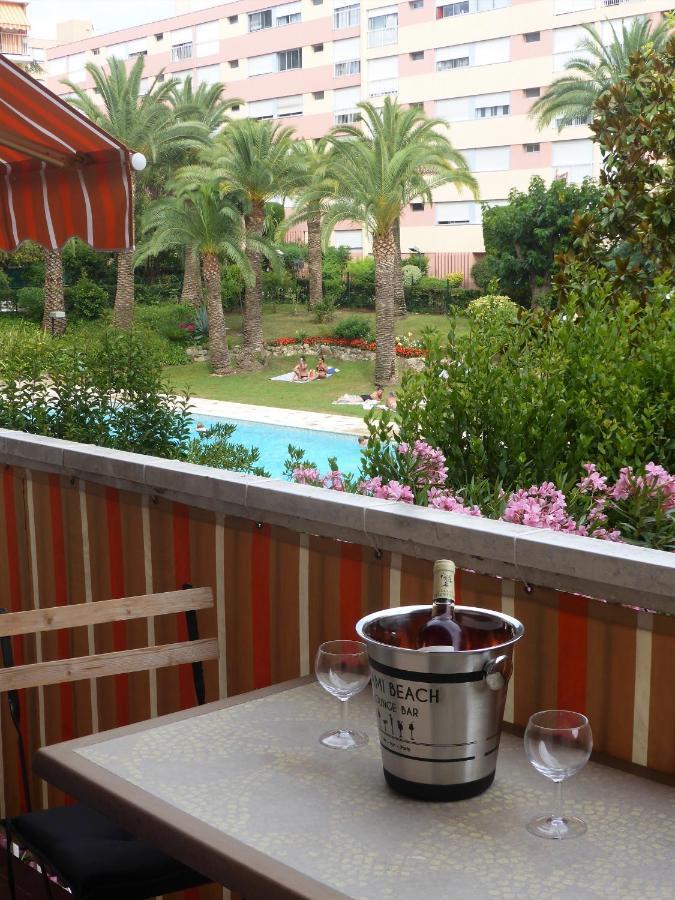 Design Loft Studio Climatise Parking Et Piscine Vallauris Bagian luar foto